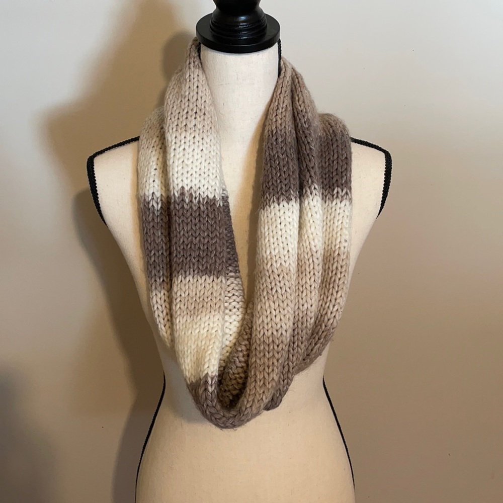 Express infinity scarf